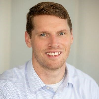 MATTHEW_BROWN_ES_CHAMBER_AMBASSADOR_HEADSHOT_2026_BLUE_ROOM_PHOTOGRAPHY-8117